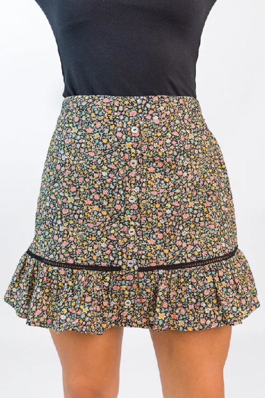 What's The Tea Black Button Front Floral Mini Skort