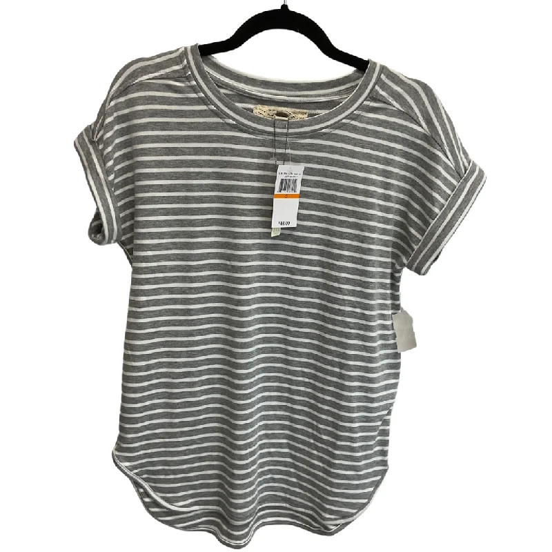 Top Short Sleeve By Cupio In Striped Pattern, Size: Sp