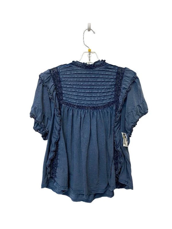 Top Short Sleeve By Free People In Blue, Size: L